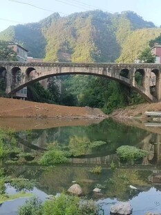 石拱桥