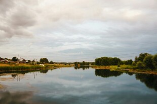 湖畔黄昏美景