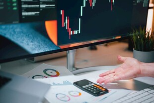 金融办公场景与分析工具