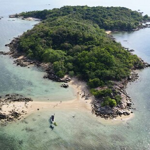 美丽海岛风光俯瞰图