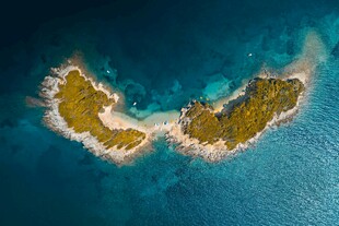 心形海岛俯瞰美景