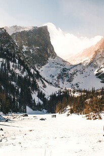雪山壮丽风光