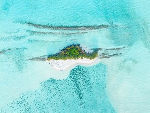 海中绿岛俯瞰美景