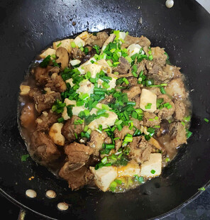 鸡肉烧豆腐