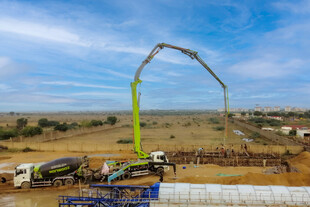 农田灌溉设备作业场景