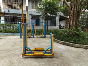 跑步器材
