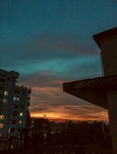 城市黄昏天际线美景