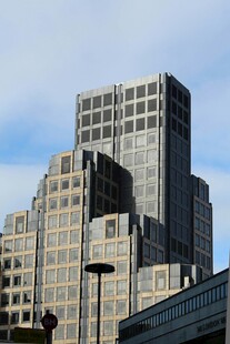 现代风格高楼建筑景观