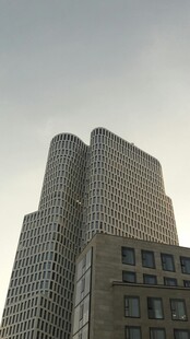 现代高楼建筑外观