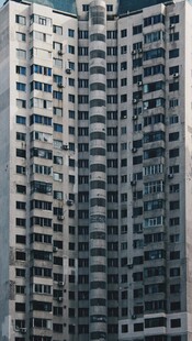高层住宅楼外观景象
