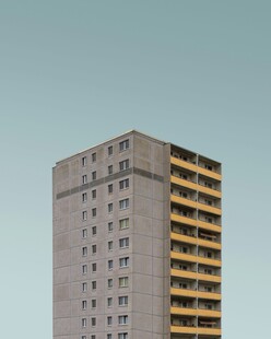 高楼建筑外观特写