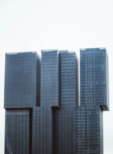现代高楼建筑群
