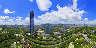 城市天际线全景俯瞰美景