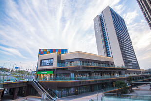 城市现代商业建筑景观