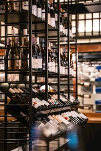 葡萄酒陈列展示