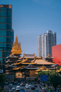 都市中的传统寺庙建筑