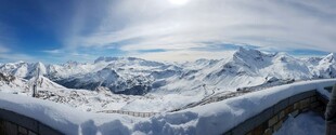雪山壮丽景观