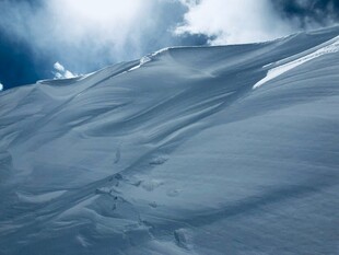 雪坡美景