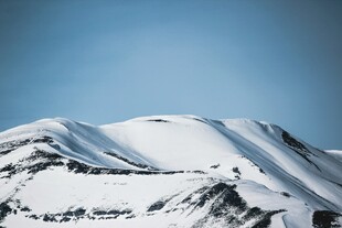 雪山壮丽景致