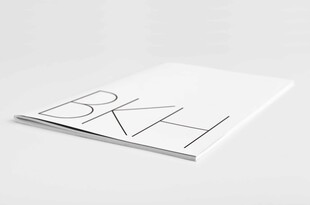 书籍画册封面设计样机素材智能贴