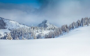 冬日雪山美景