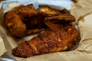 美味烤鸡翅诱人呈现