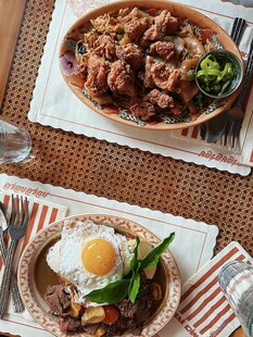 美味早餐与特色菜肴