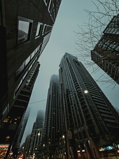 都市高楼林立景象