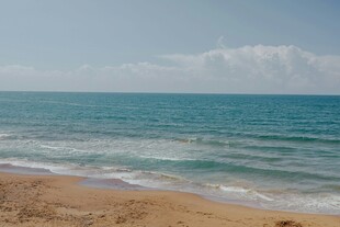 美丽海滨沙滩海景风光