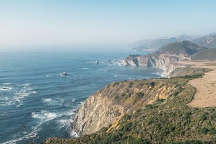 海岸壮丽风光