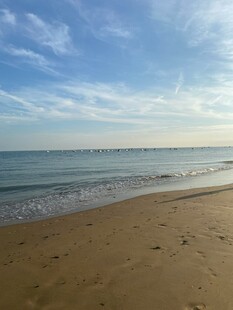 宁静海滩