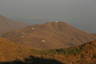 秋日山峦美景