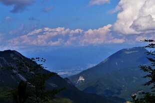 山间云海美景