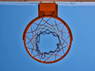 篮球框特写