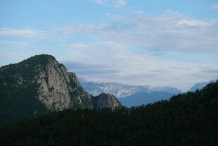 壮丽山景
