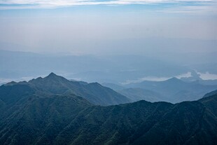 壮丽山峦