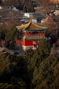 山林中的中式古建筑