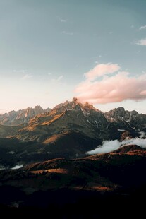 壮丽山景