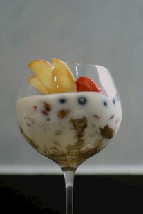 水果酸奶杯