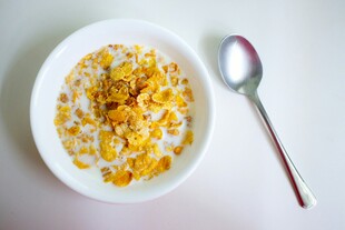 一碗美味的谷物早餐