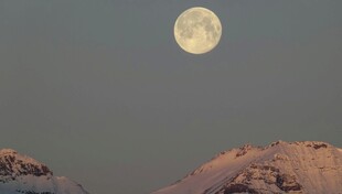 山间明月
