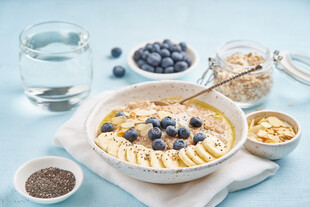 蓝莓燕麦早餐