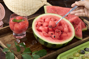 夏日清凉西瓜美食时刻