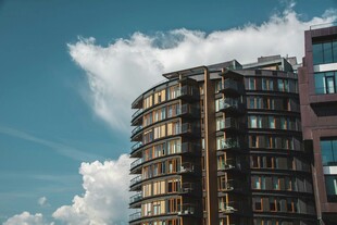 现代弧形高层住宅建筑