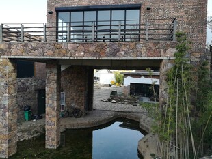 石砌临水建筑景观