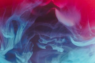 神秘魔幻烟雾中的诡异形象