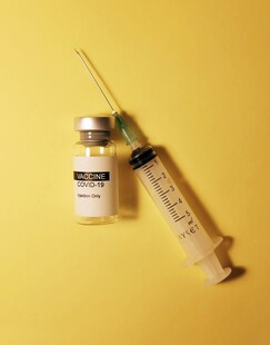 医用注射器与药瓶