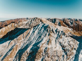 壮丽雪山景观
