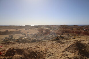 沙漠中的建筑景观