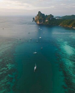 美丽海岛海景俯瞰图